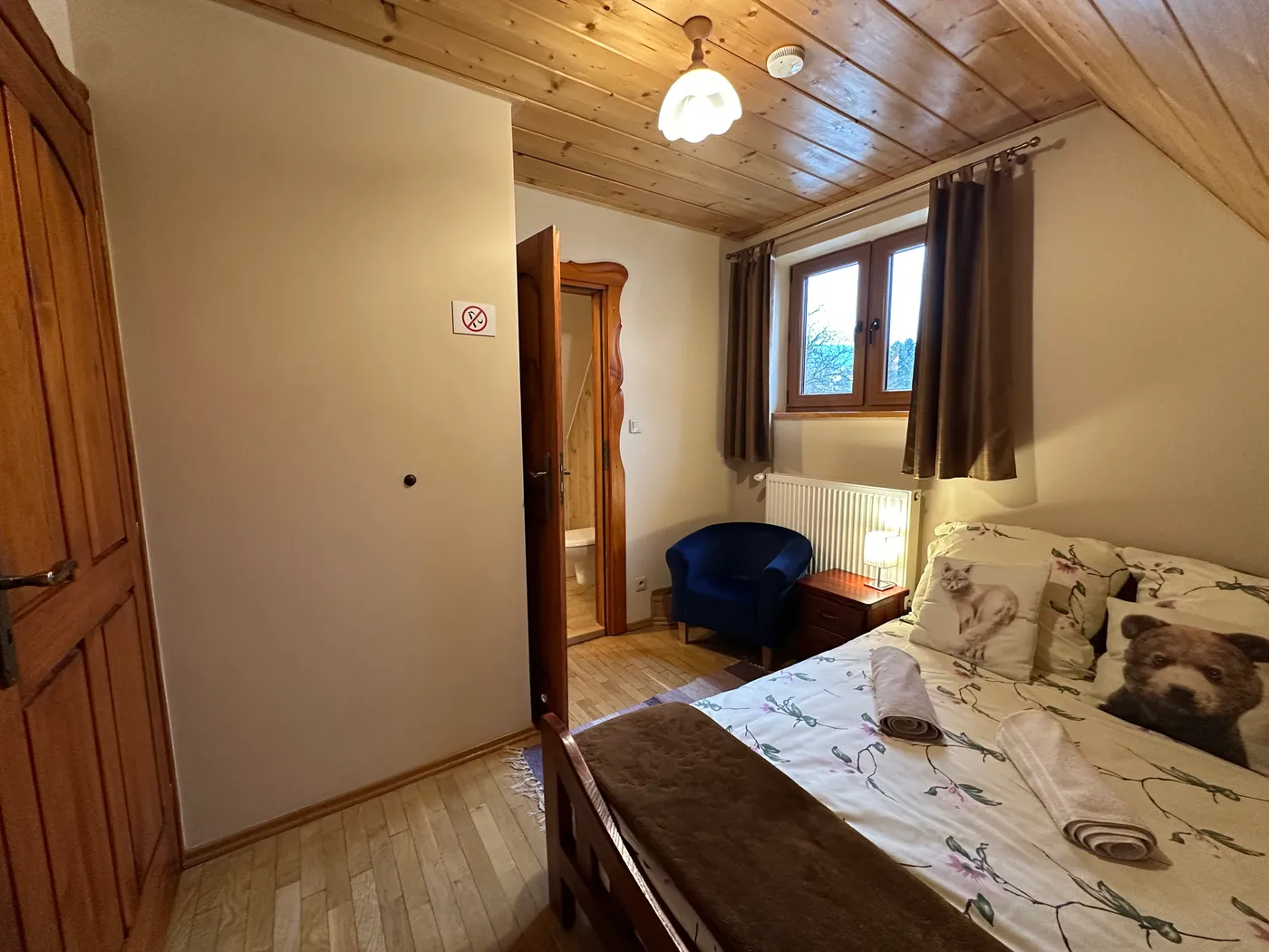 Mały pokój dwuosobowy – noclegi Cisna Bieszczady